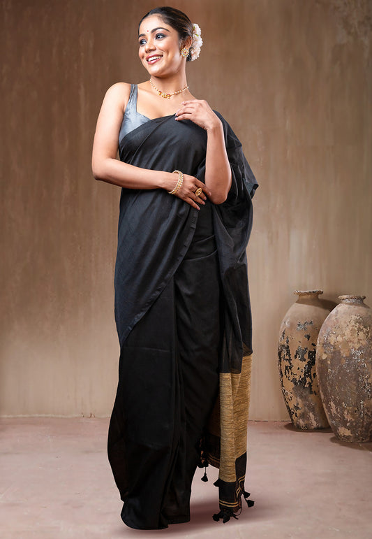 BLACK COTTON HANDLOOM SAREE WITH GHEECHA AND TASSEL PALLU