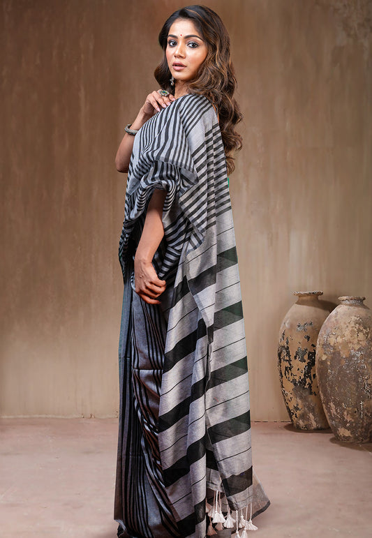 GREY HANDLOOM COTTON SAREE WITH BLACK STRIPE AND TASSEL PALLU