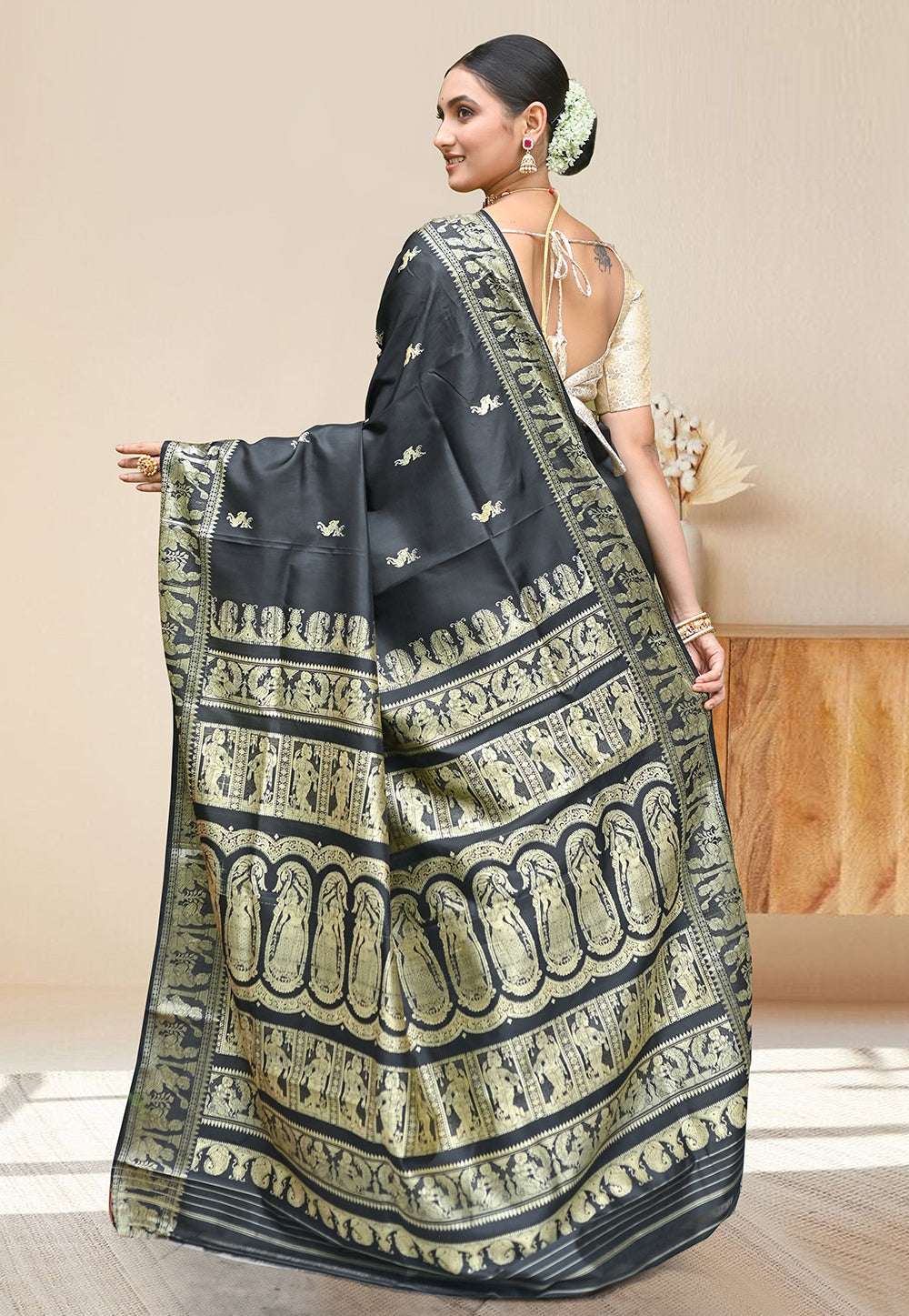 PURE HANDWOVEN BALUCHARI SILK SAREE IN BLACK COLOR WITH TRADITIONAL RESHAM WEAVING