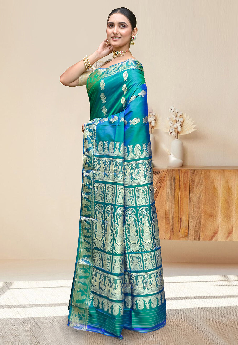 PURE HANDWOVEN BALUCHARI SILK SAREE IN GREEN DUAL TONED COLOR WITH TRADITIONAL RESHAM WEAVING