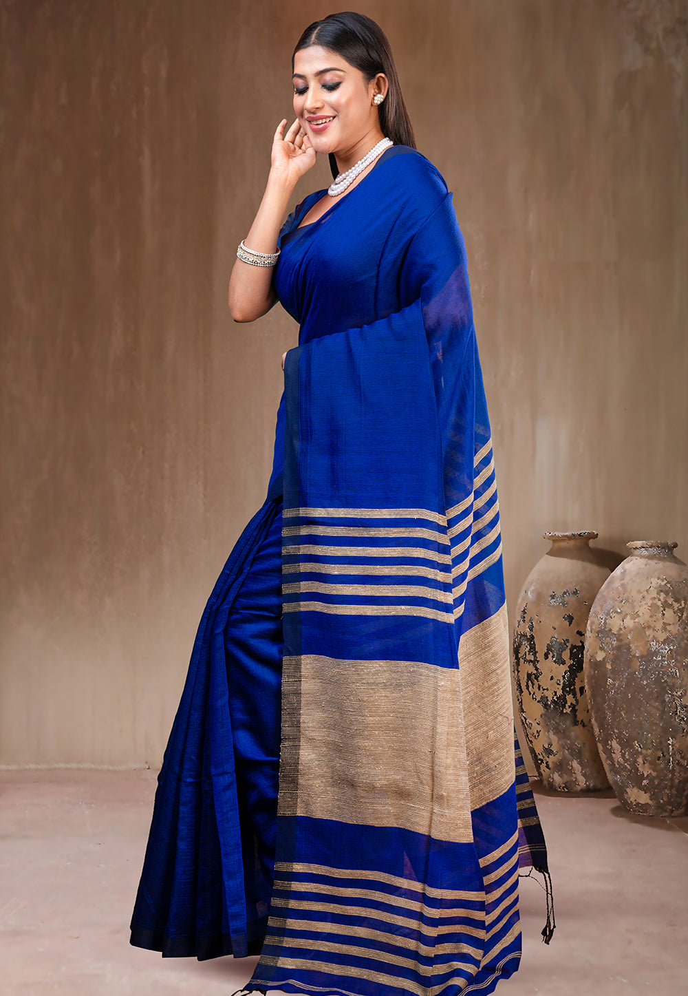 BLUE HANDLOOM COTTON SAREE WITH GHEECHA PALLU