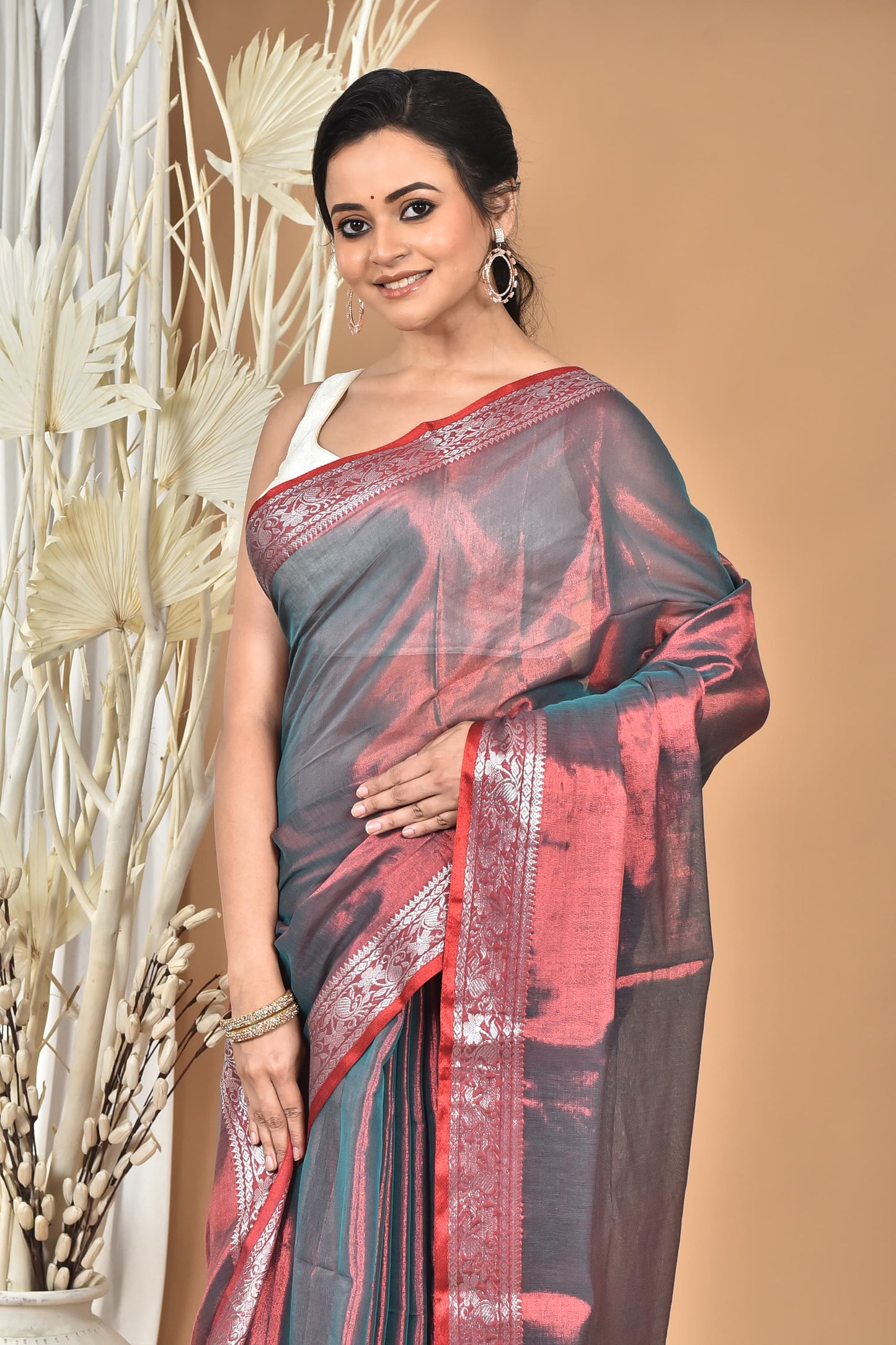 GREY AND RED TISSUE SILK SAREE WITH CONTRASTING SILVER ZARI BORDER
