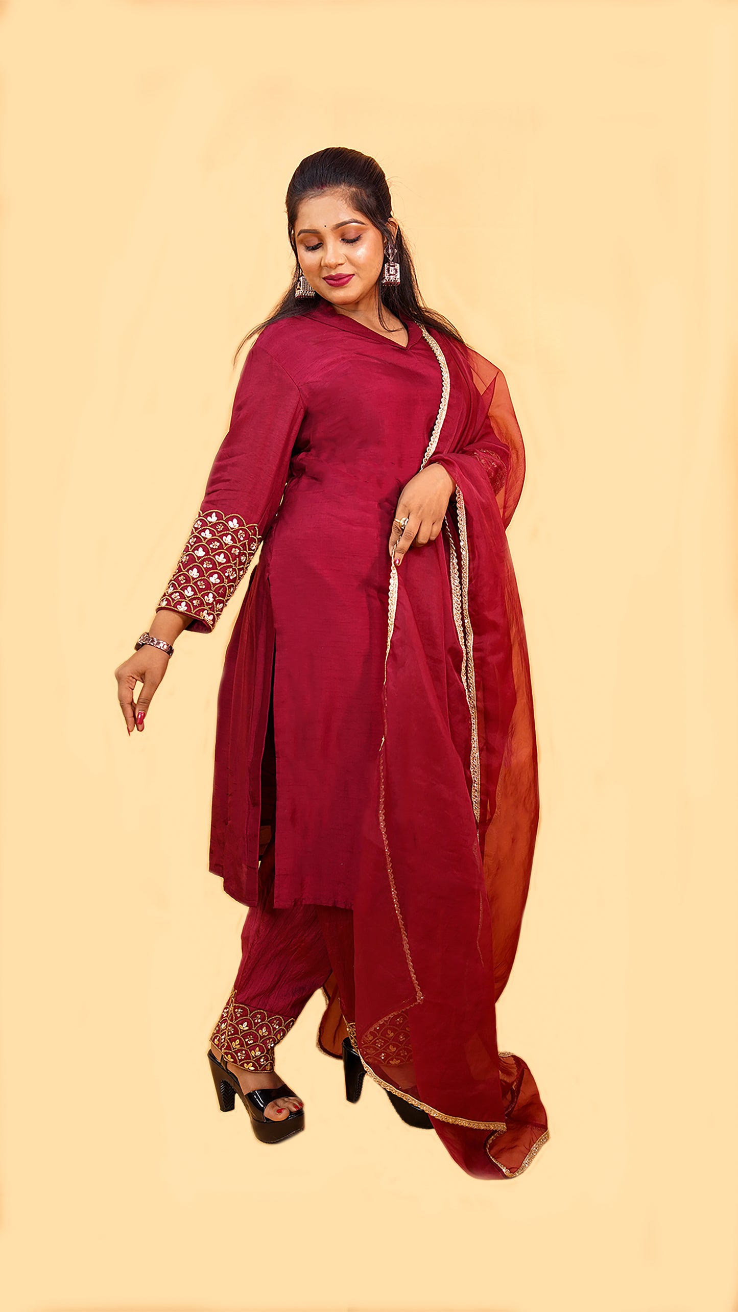 MAROON KURTA SET IN SILK WITH EMBROIDERY ON SLEEVE PANT AND DUPATTA