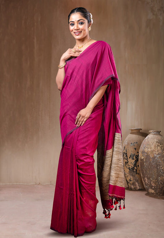 MAGENTA COTTON HANDLOOM SAREE WITH GHEECHA AND TASSEL PALLU