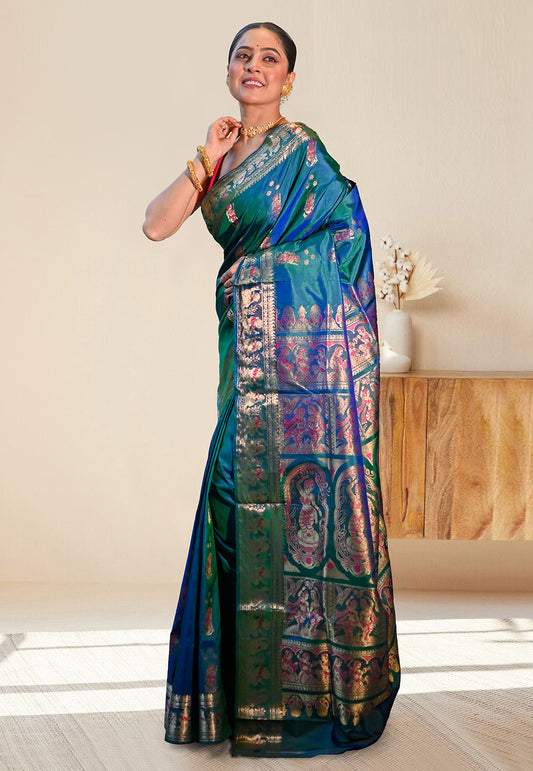 PURE HANDWOVEN SWARNACHARI SILK SAREE IN BLUE DUAL TONE COLOR WITH  EXQUISITE ZARI MINAKARI WORK IN DUAL COLOR