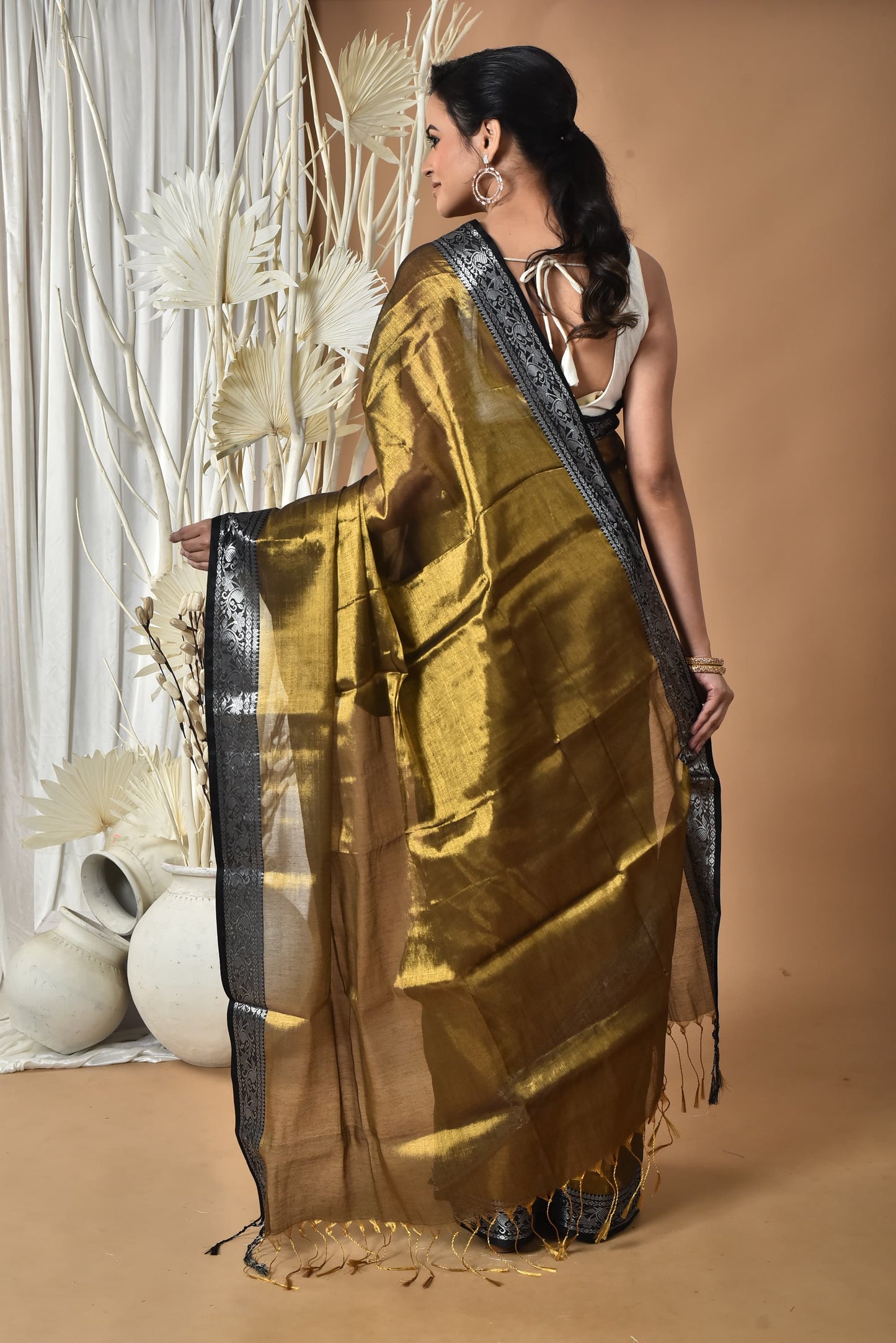 GOLD TISSUE SILK SAREE WITH CONTRASTING SILVER ZARI BORDER