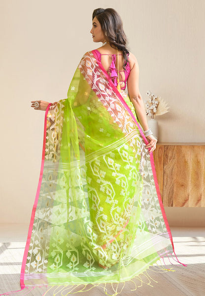 PURE HANDWOVEN MUSLIN SILK SAREE IN GREEN COLOR WITH OFFWHITE FLORAL MOTIFS AND PINK BORDER